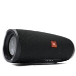 Parlante JBL Charge 4 Bluetooth Portátil Waterproof y Power Bank Color Negro
