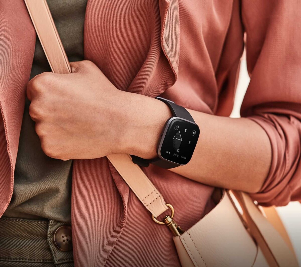 Reloj Inteligente Smartwatch Fitbit Versa 2 Color Negro - Imagen 3